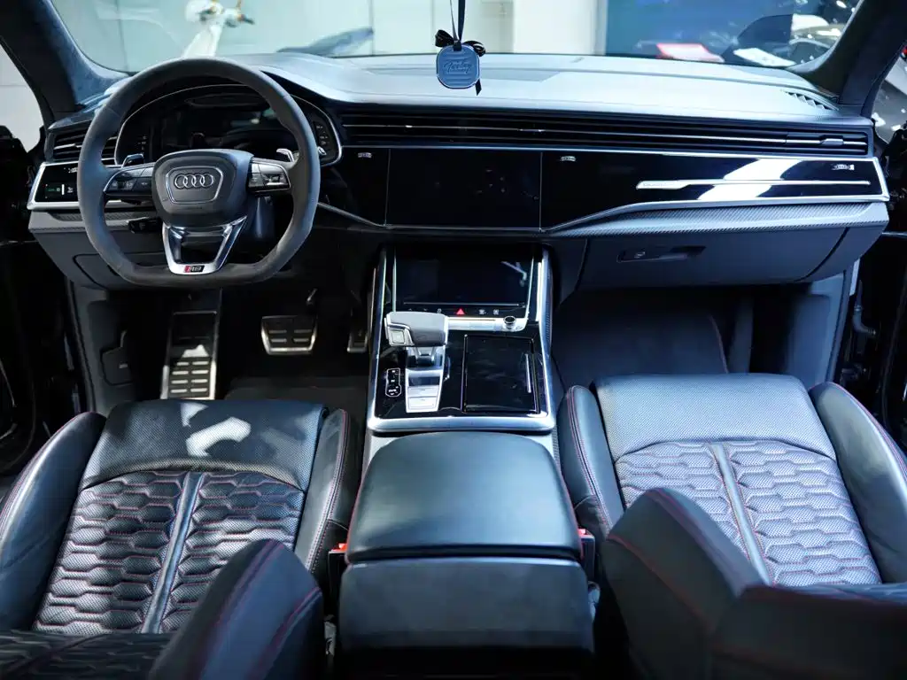 Audi RS Q8 — миниатюра 30