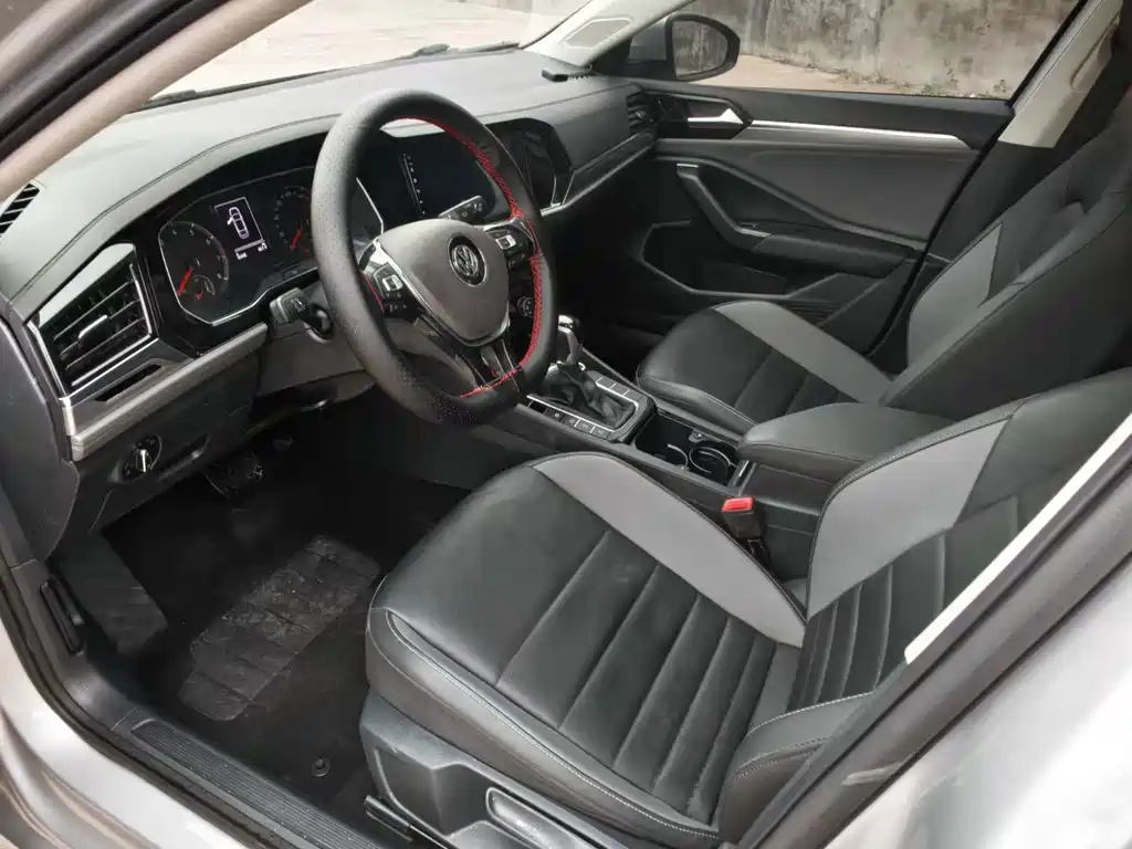 Volkswagen Sagitar — миниатюра 7