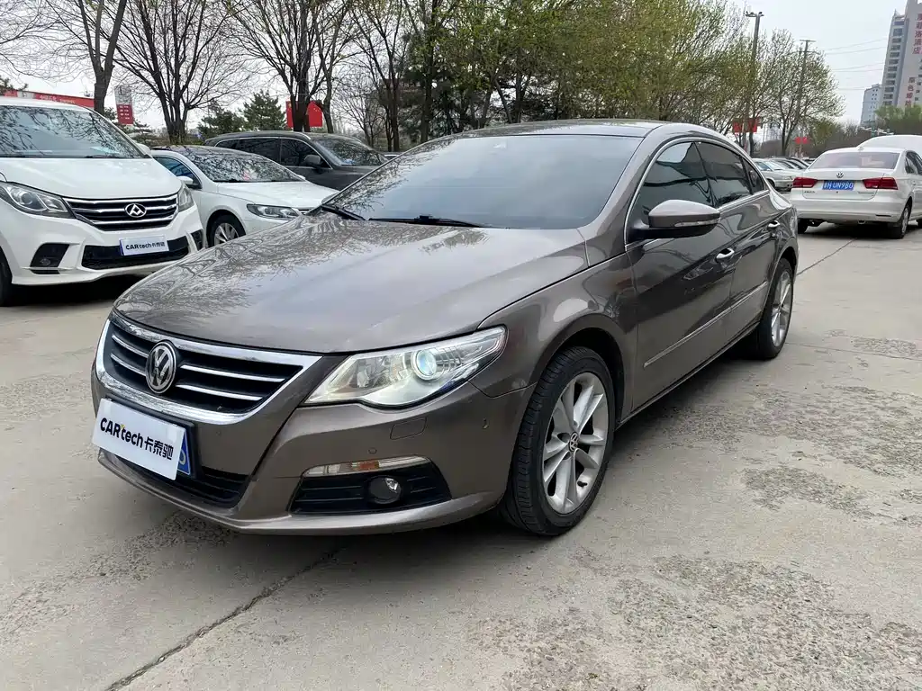 Volkswagen CC 2011