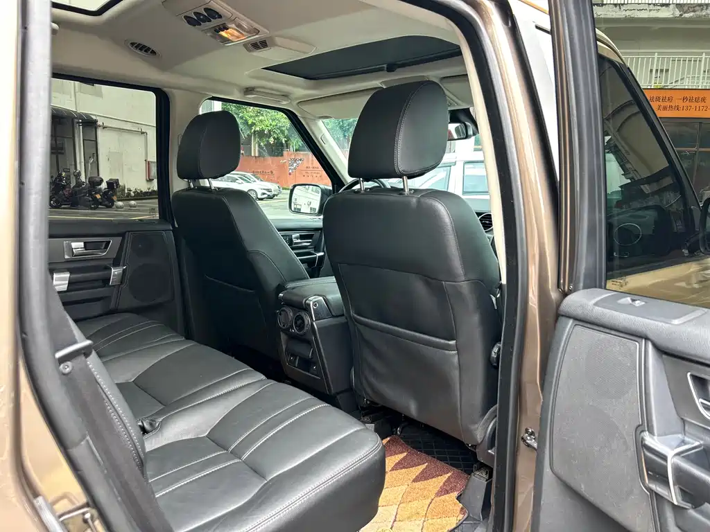 Land Rover Discovery — миниатюра 26