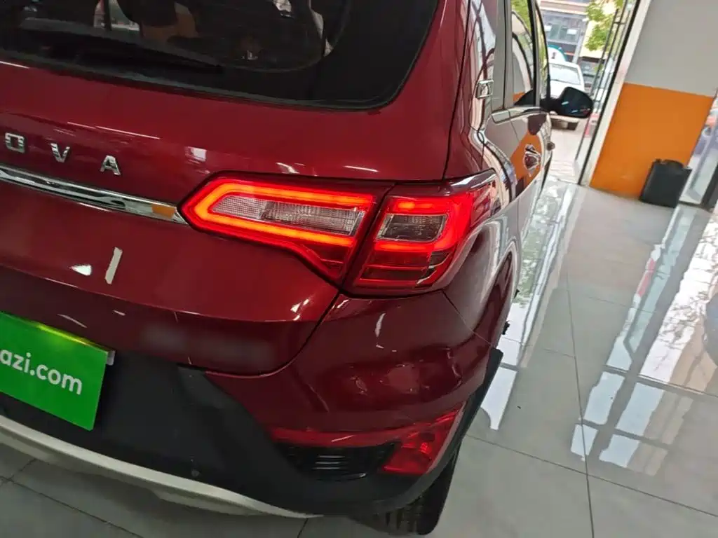 BAIC Senova X25 — миниатюра 8