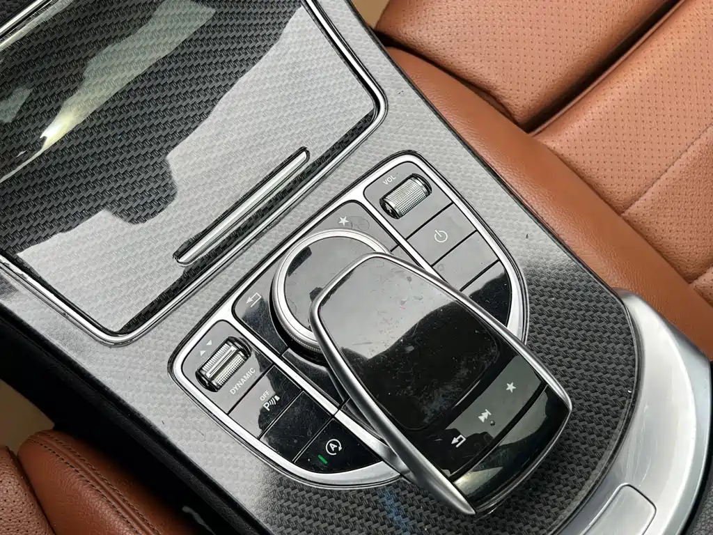 Mercedes-Benz C-Class (Import) — миниатюра 17