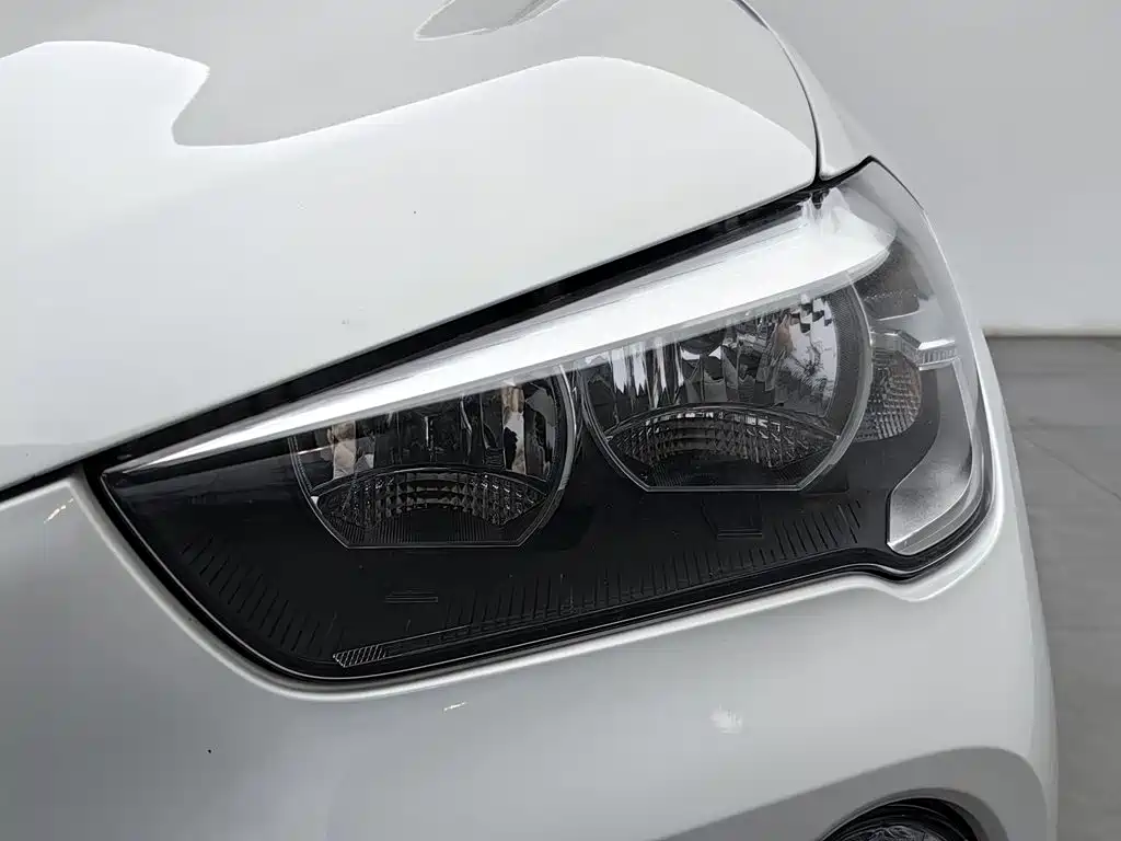 BMW X1 — миниатюра 7