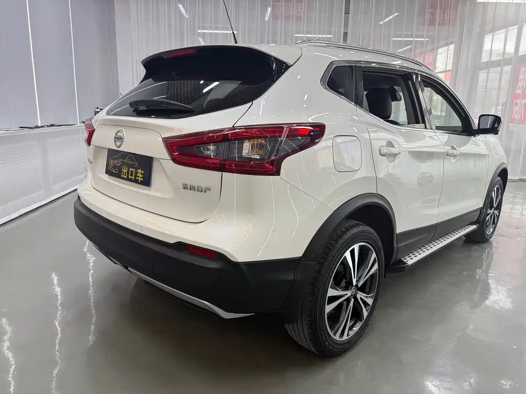 Nissan Qashqai — миниатюра 5