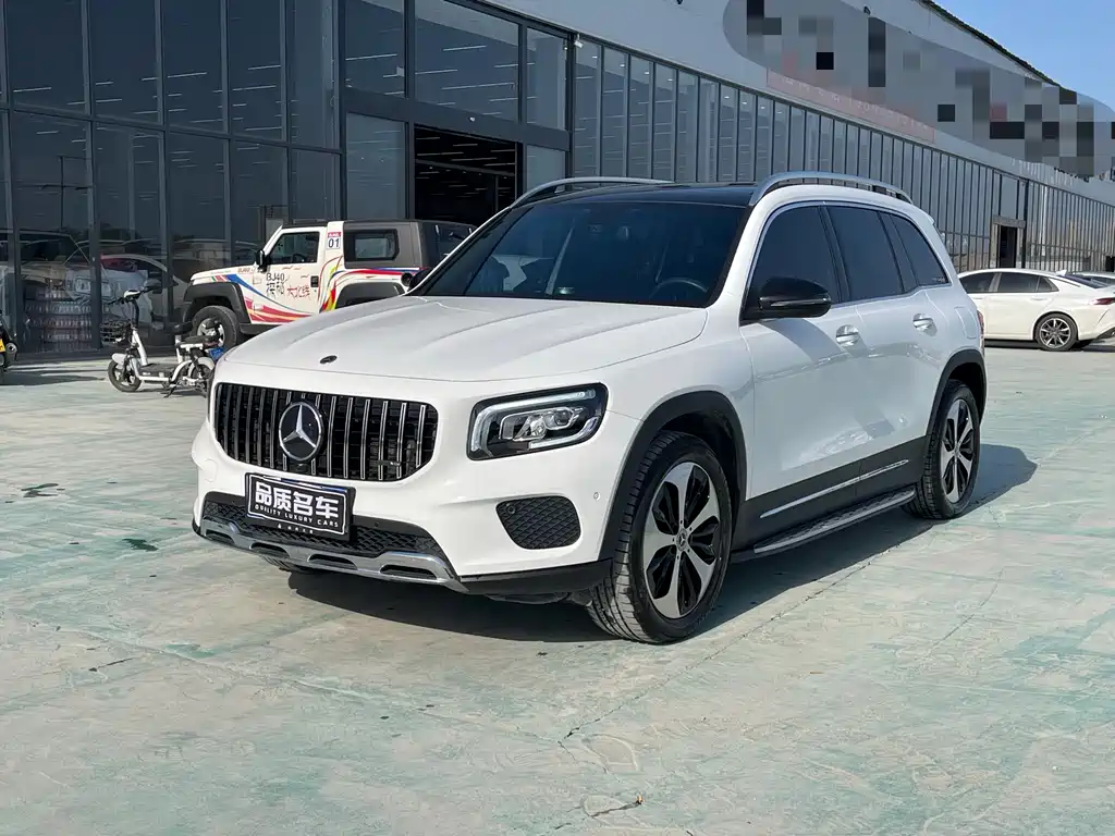 Mercedes-Benz GLB 2021
