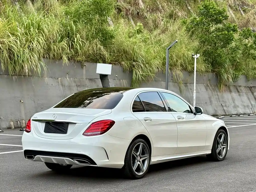 Mercedes-Benz C-Class — миниатюра 9