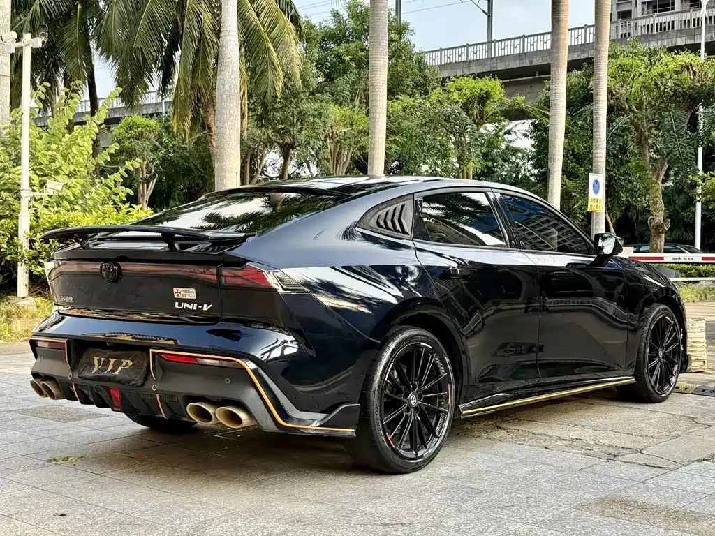 Changan UNI-V — миниатюра 7