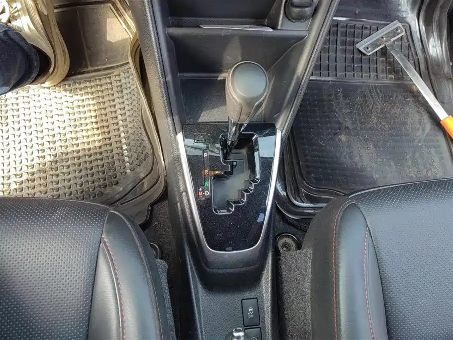 TOYOTA YARIS L TO ENJOY