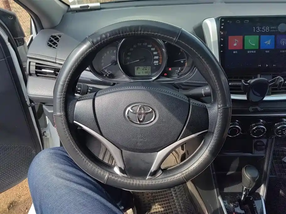 TOYOTA YARIS L TO ENJOY