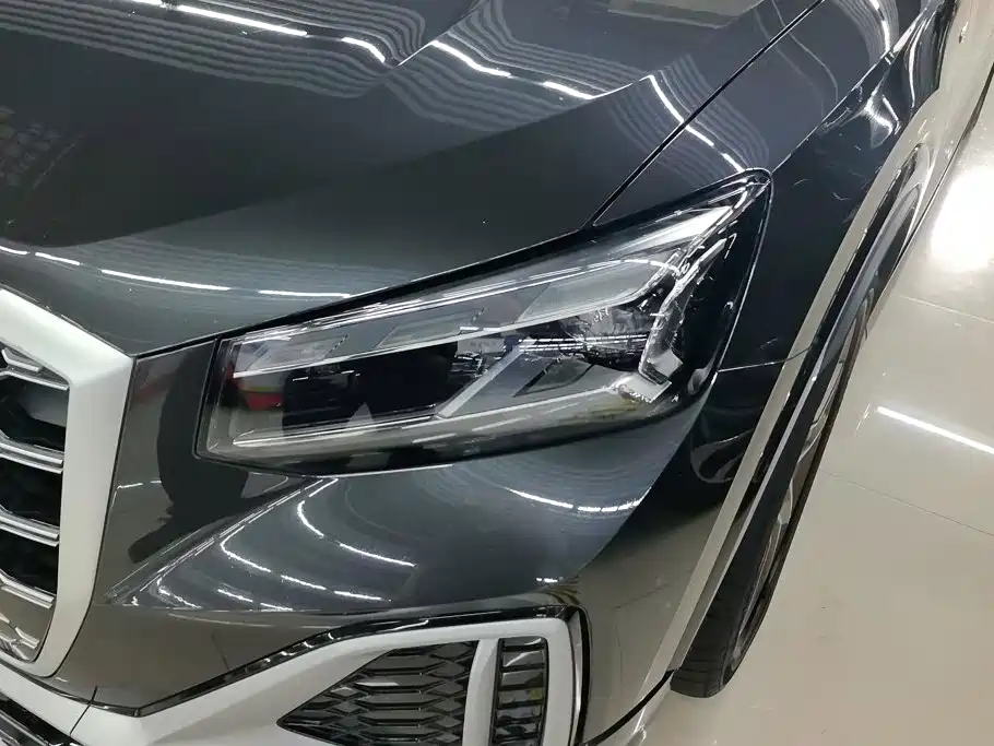Audi Q2L — миниатюра 5