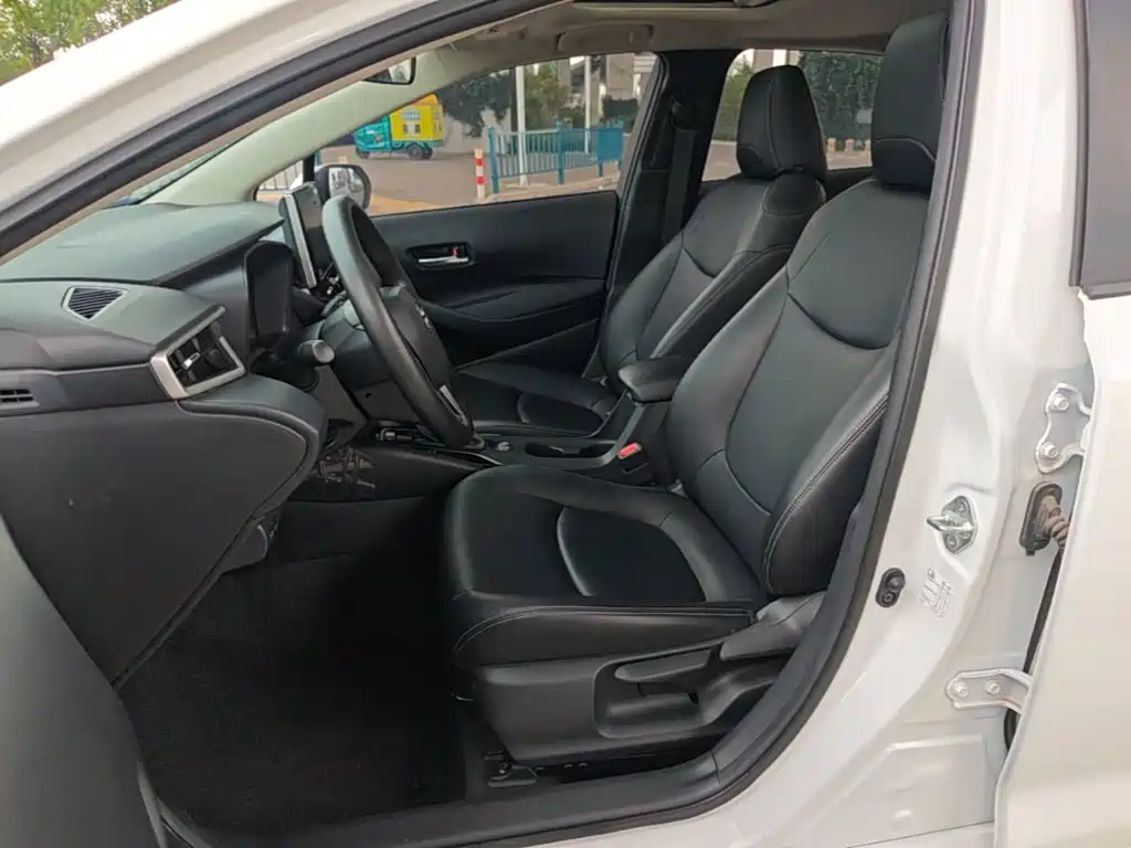 Toyota Corolla — миниатюра 15