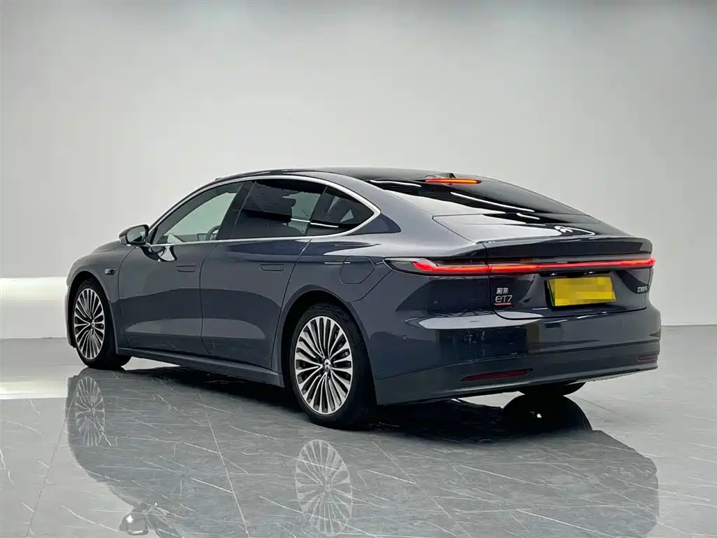 NIO NIO ET7