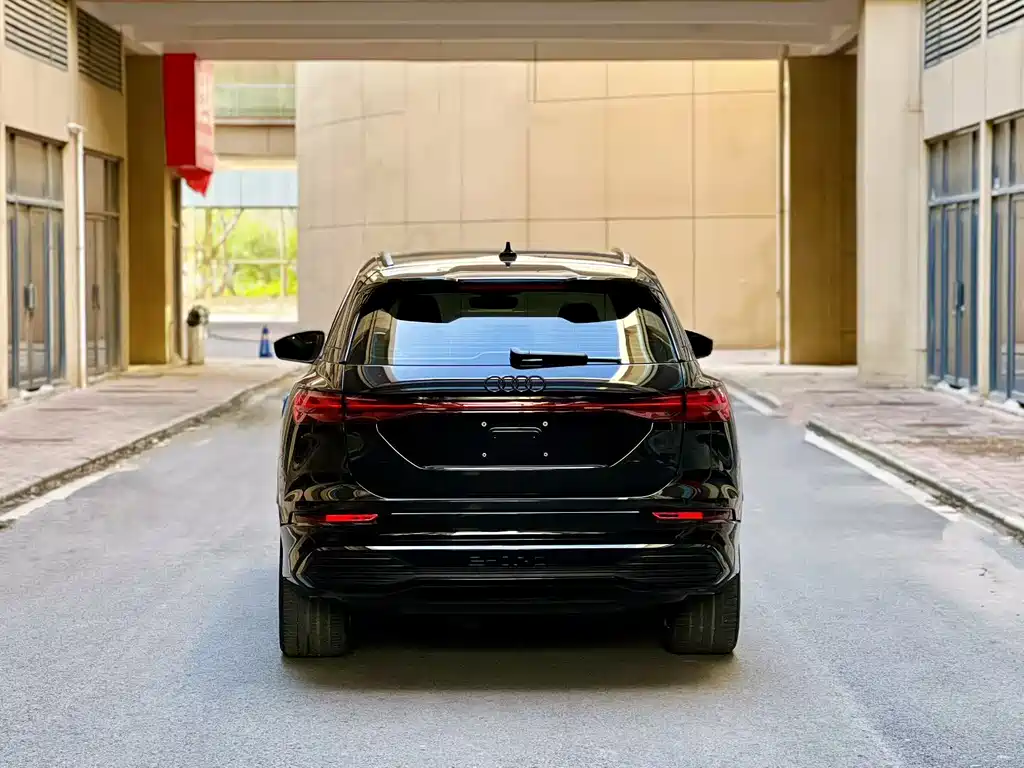 Audi Q5 e-tron 2023 40 e-tron