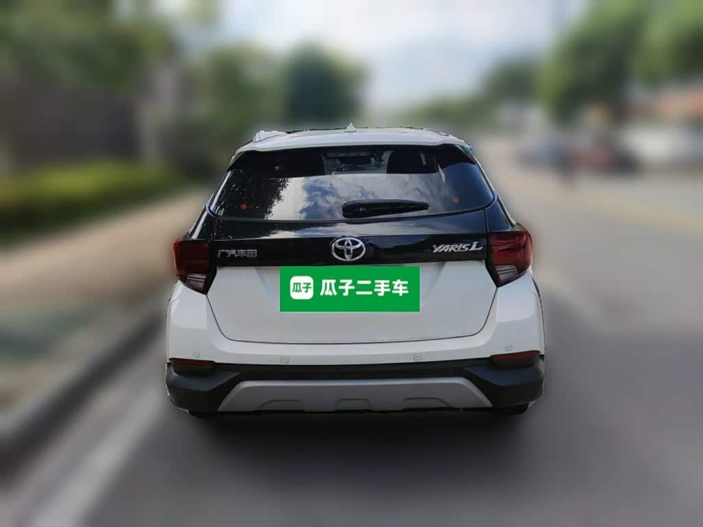 Toyota YARiS L Zhi Xuan 1.5 л 2023 г. Белый, пробег 50000 км