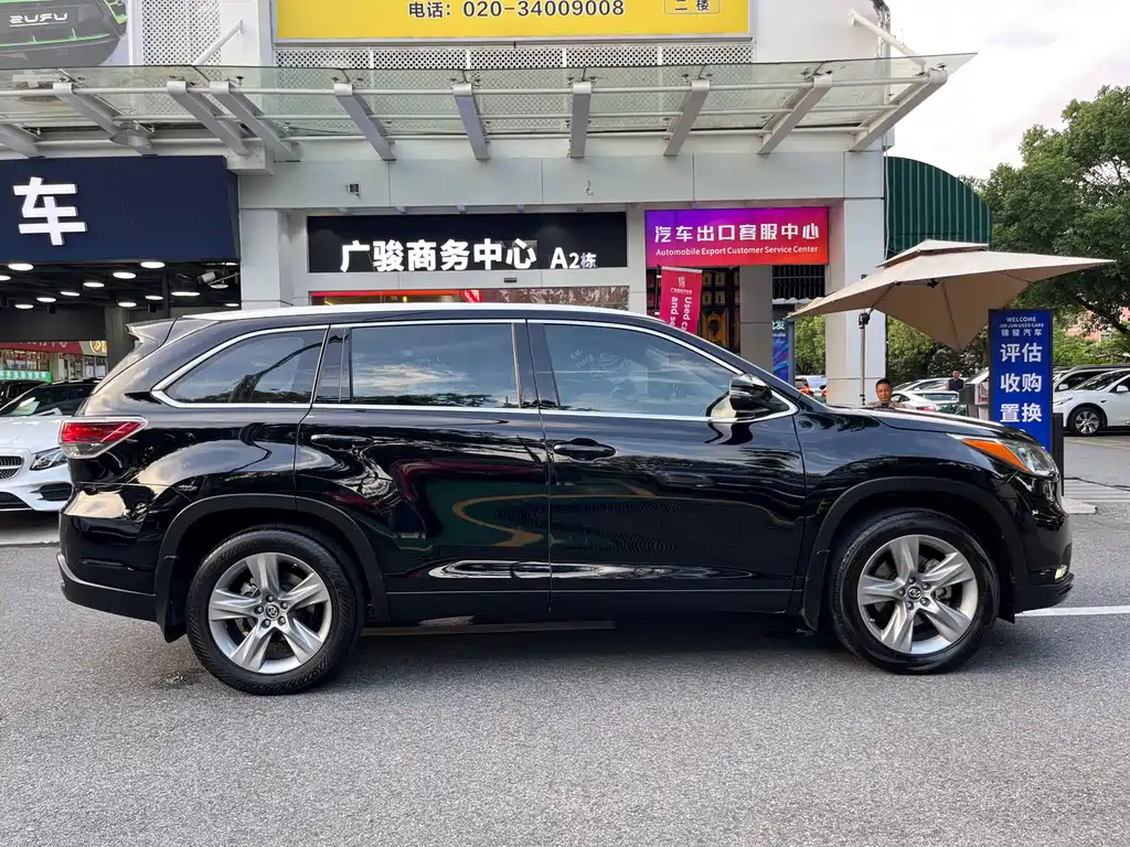 Toyota Highlander — миниатюра 20