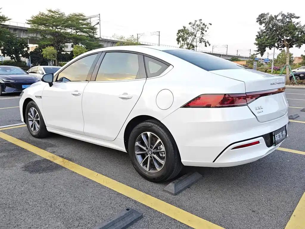 BYD Qin PLUS — миниатюра 6