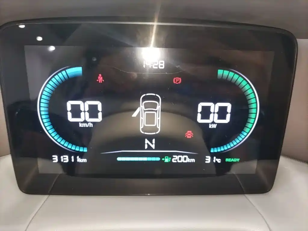 Leapmotor Leapmotor T03 — миниатюра 12