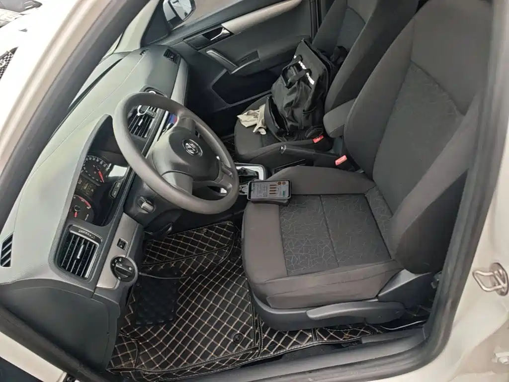 Volkswagen Lavida — миниатюра 15