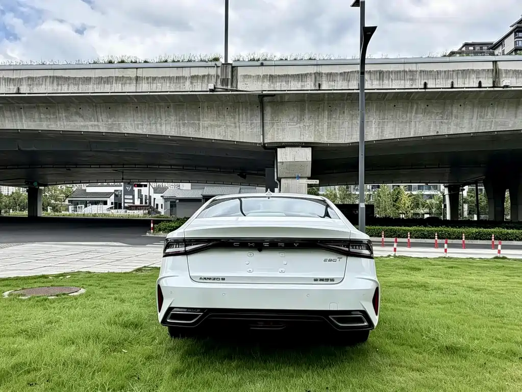Chery Arrizo 8 — миниатюра 5