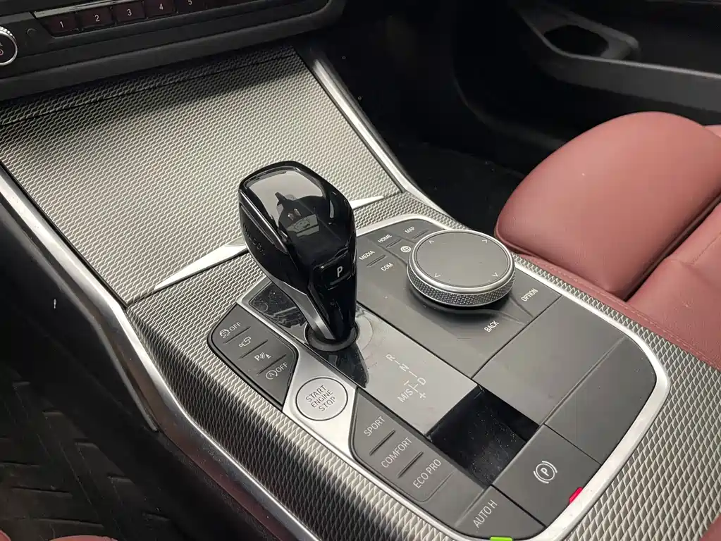 BMW 3 Series — миниатюра 14