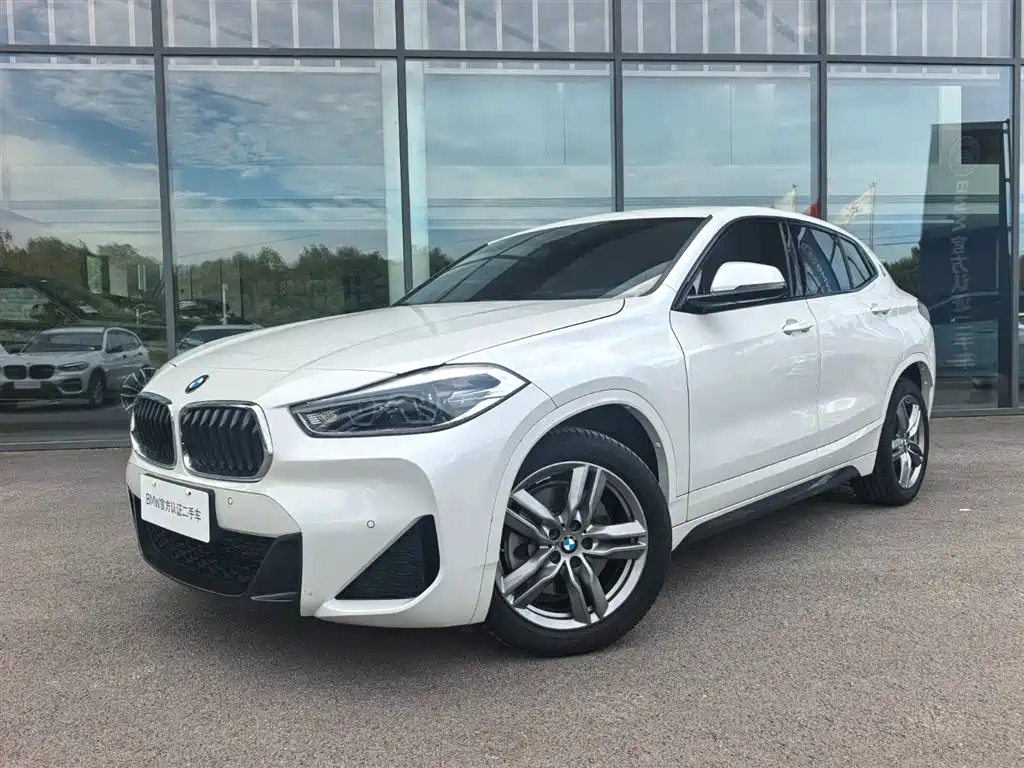 Купить BMW X2