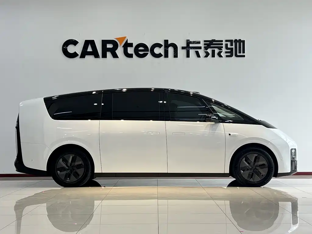 Li Auto Li MEGA — миниатюра 4