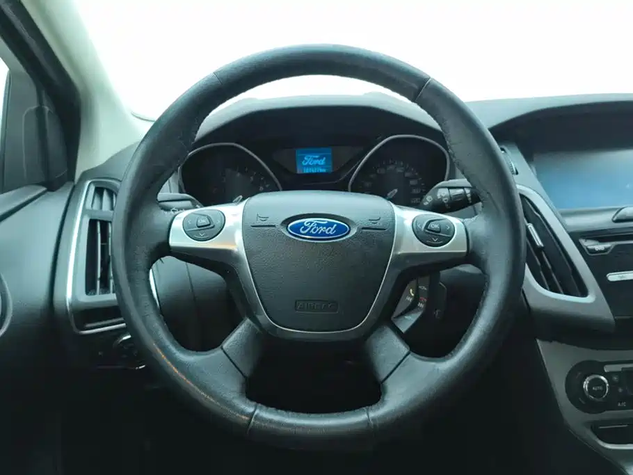 Ford Focus — миниатюра 15
