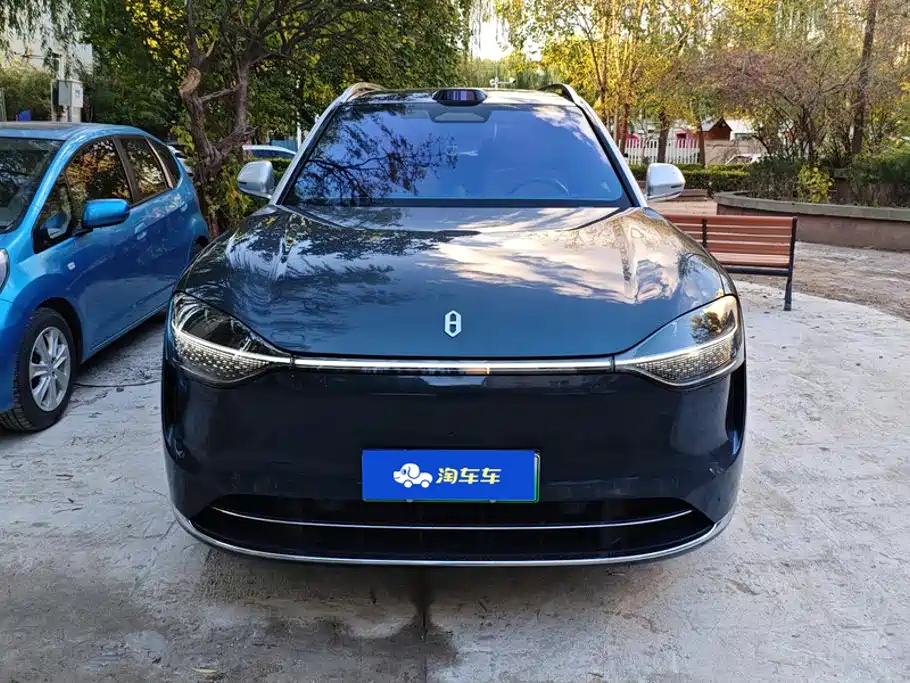AITO AITO M9 — миниатюра 2