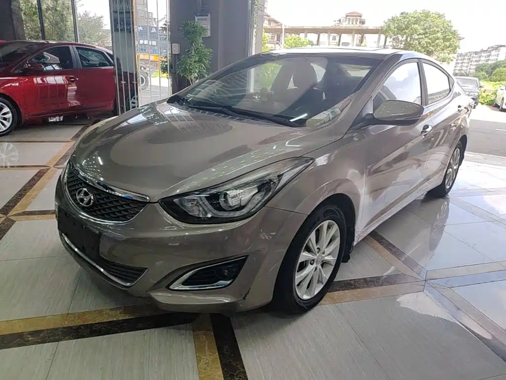 Hyundai Elantra Langdong — миниатюра 2