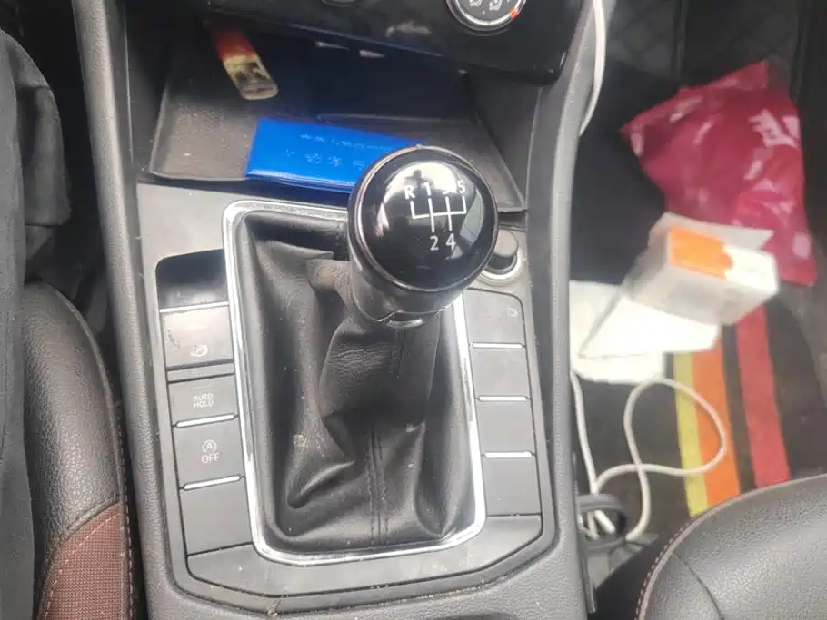 Volkswagen Bora — миниатюра 16