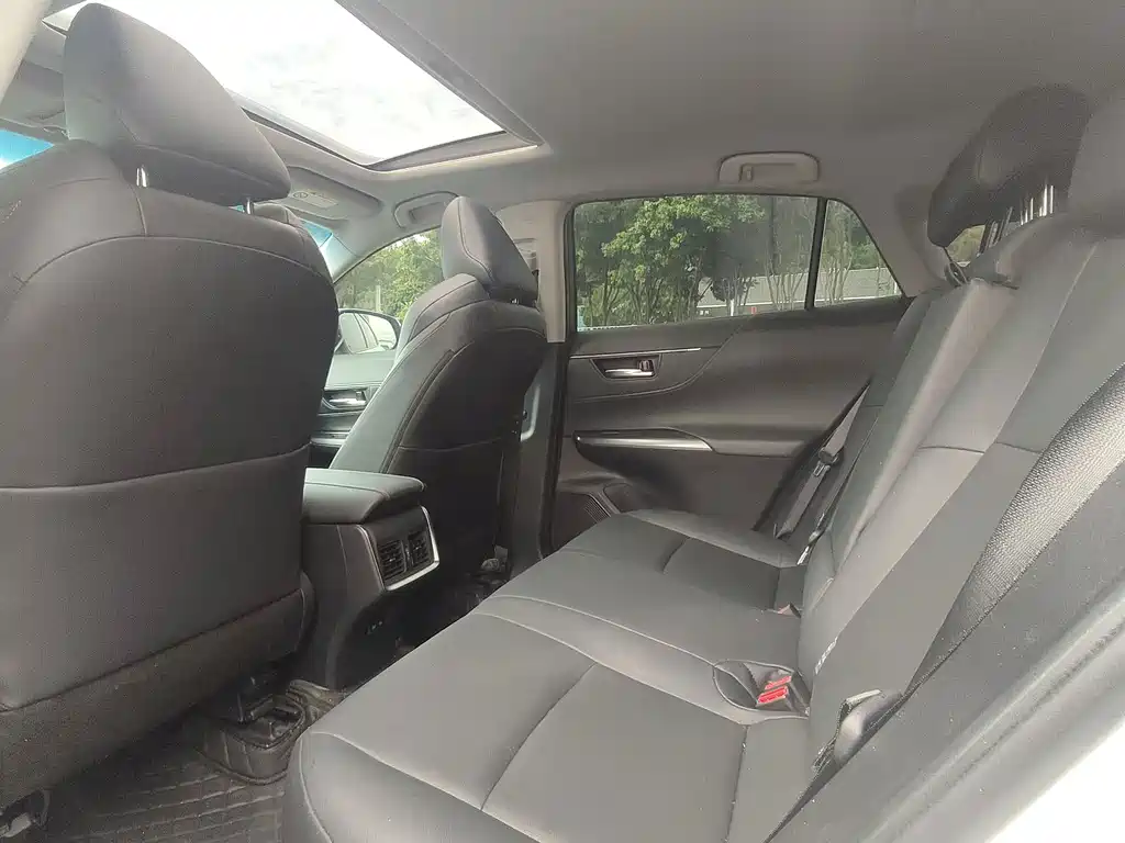 Toyota Venza — миниатюра 17