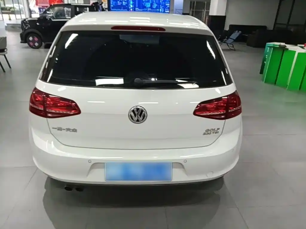 Volkswagen Golf — миниатюра 6