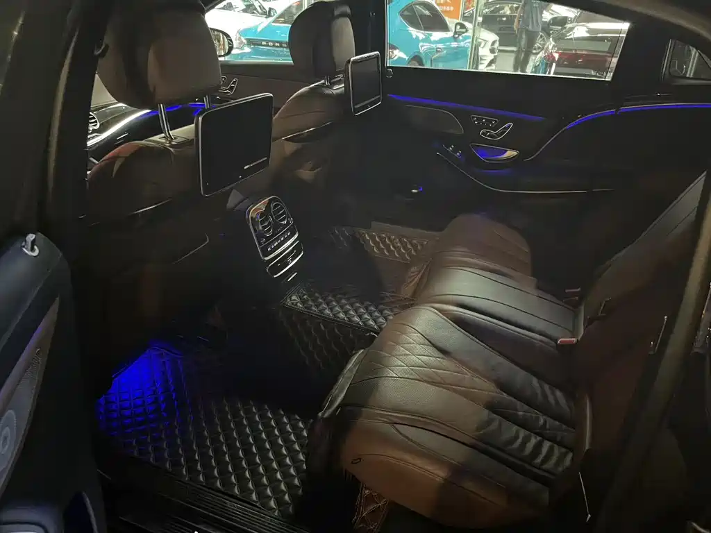 Mercedes-Benz S-Class — миниатюра 7