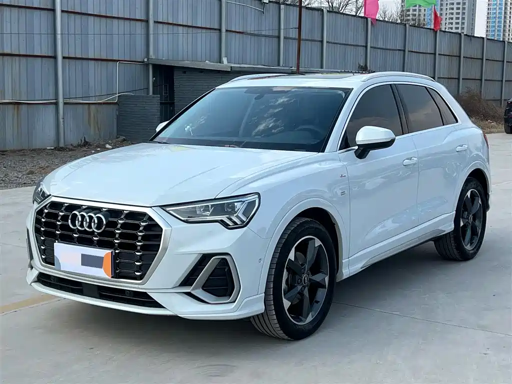 Audi Q3 2022
