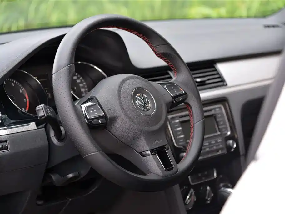 Volkswagen Bora 2015 1.4TSI AT Sportline