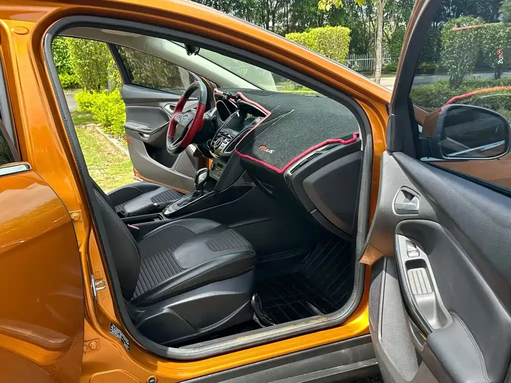 Ford Focus — миниатюра 9