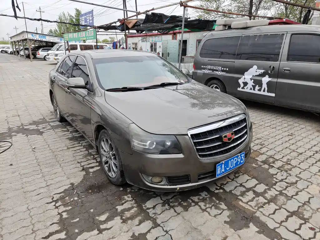 Geely EC8 2012
