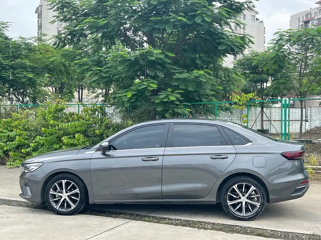 Geely Emgrand — миниатюра 3