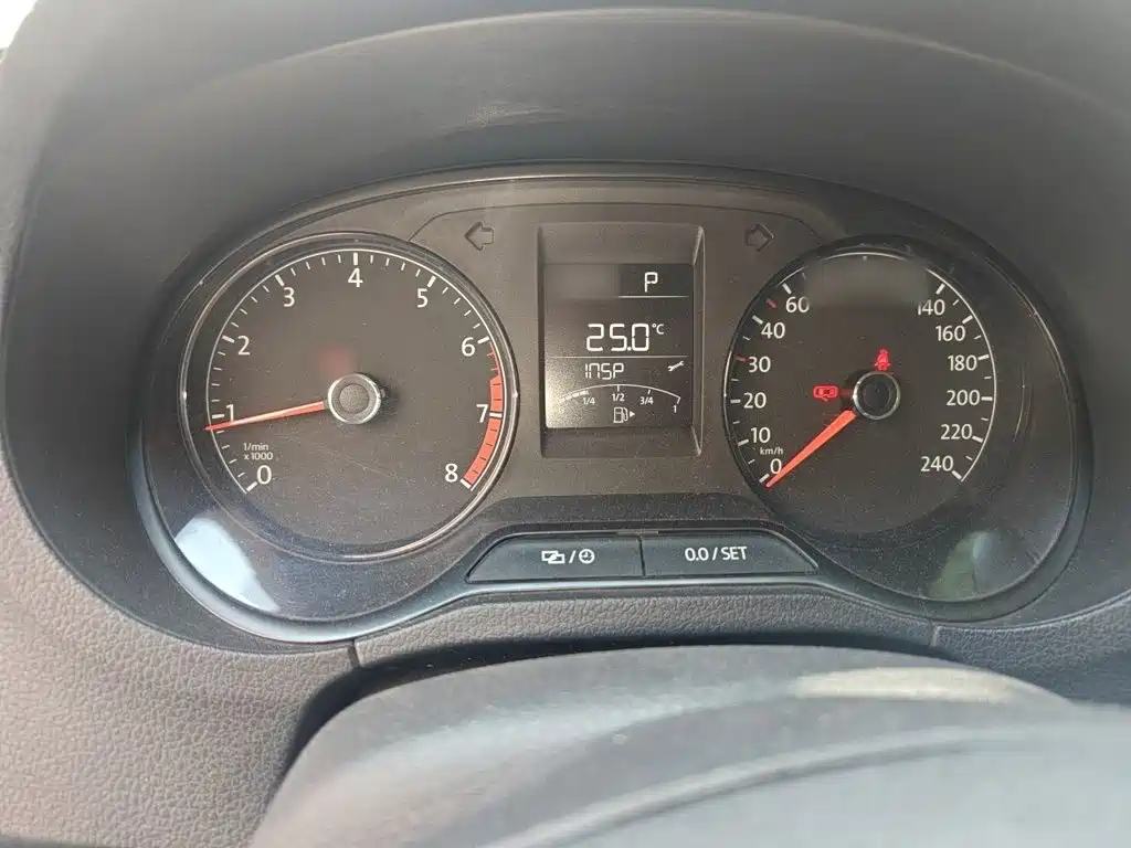 Volkswagen Polo — миниатюра 4