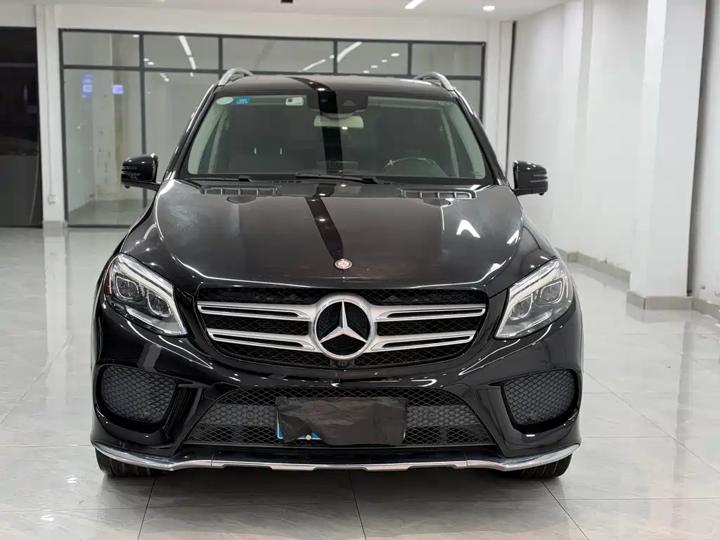 Mercedes-Benz GLE (Import) — миниатюра 2