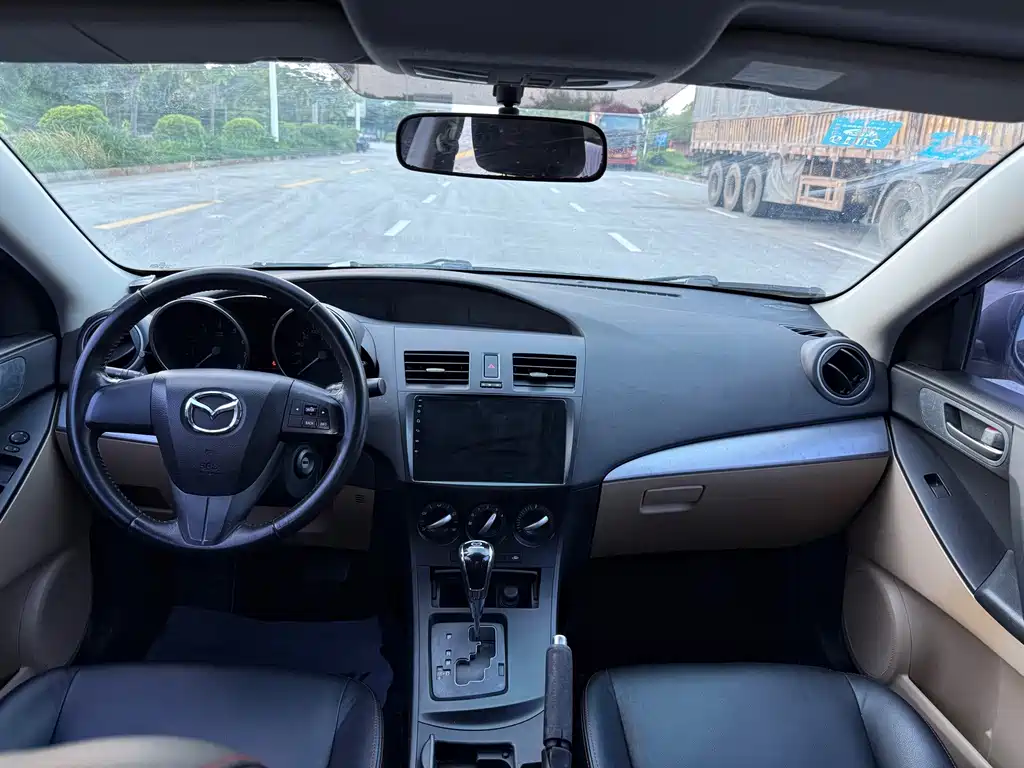 Mazda 3 Xingcheng — миниатюра 8