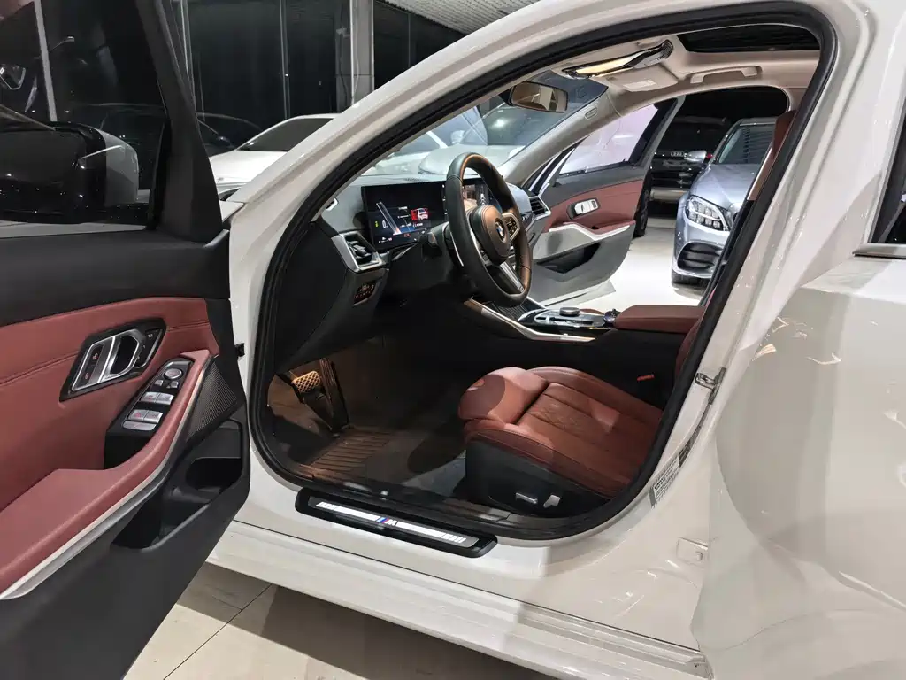 BMW 3 Series — миниатюра 7