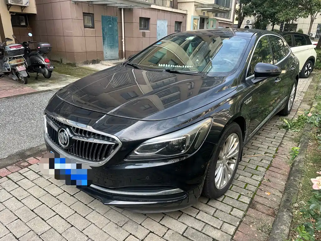 Buick LaCrosse