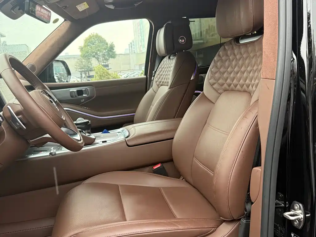 TANK TANK 700 NEW ENERGY