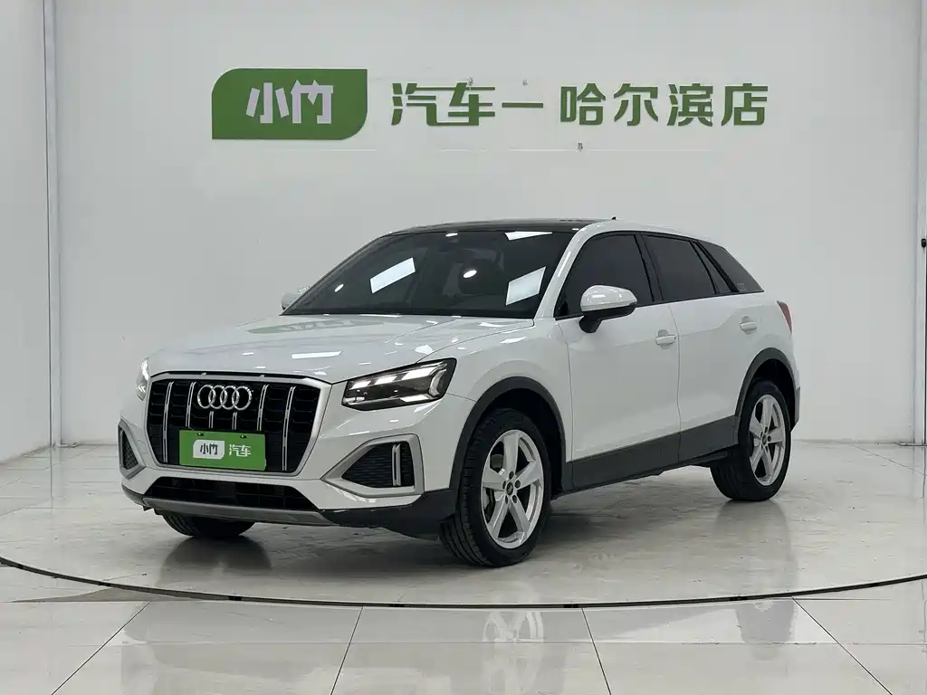 Audi Q2L