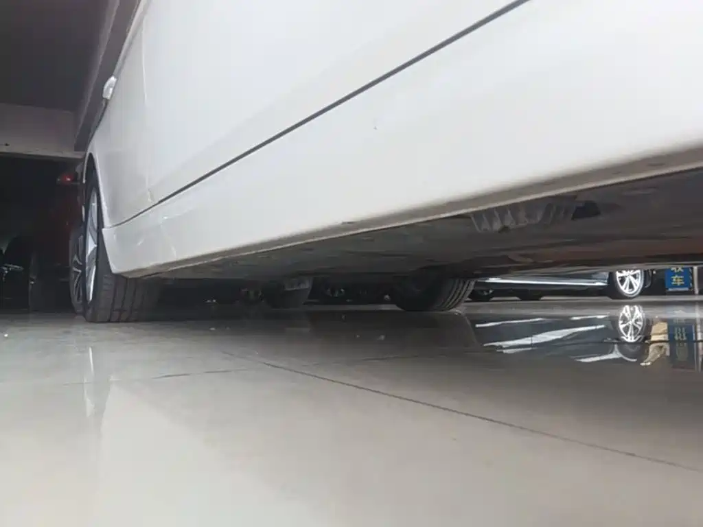 BMW 3 Series — миниатюра 21