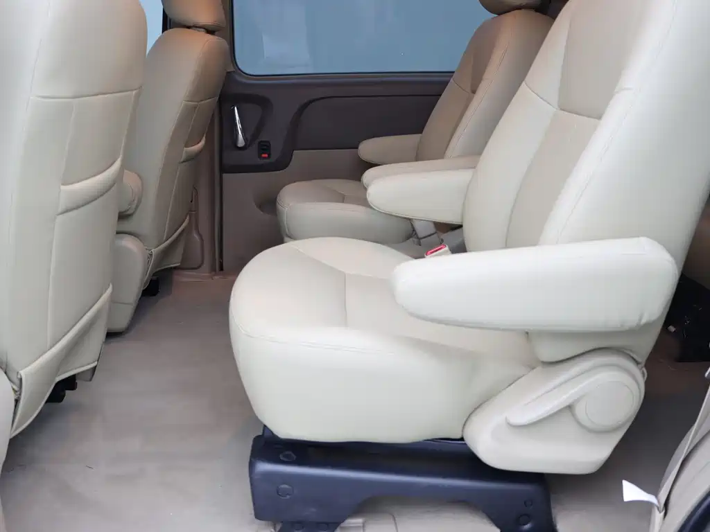 Buick GL8 — миниатюра 14