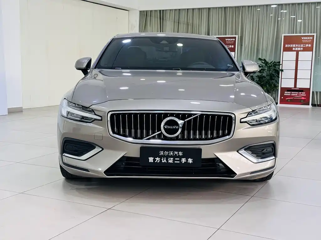 Volvo S60 2020 T4 Luxury