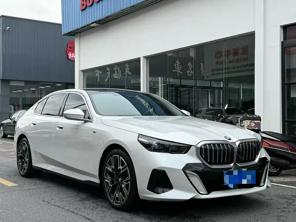 BMW 5 Series 5 2024 530Li Premium M Sport