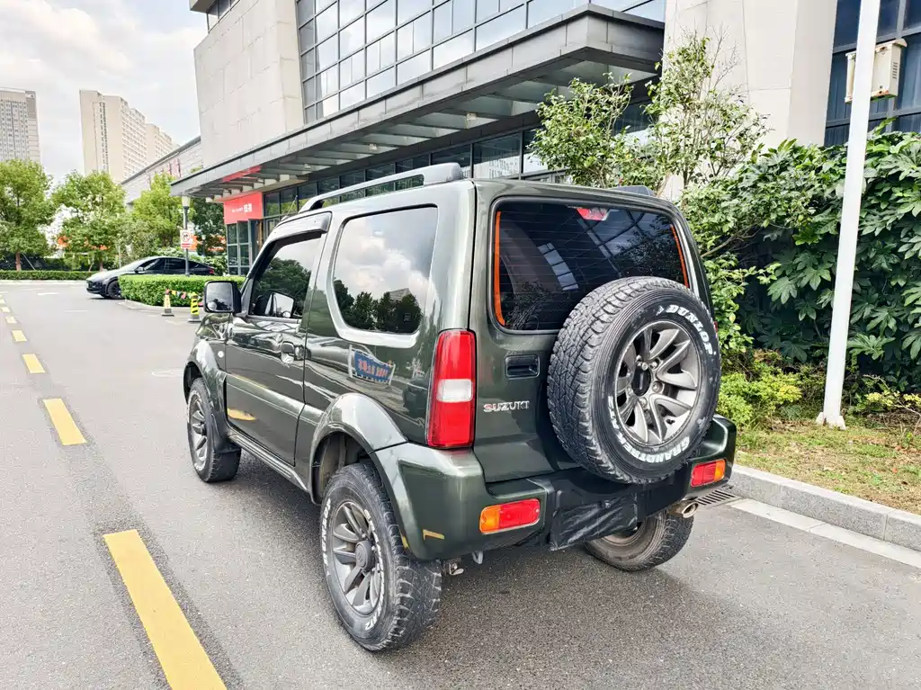 Suzuki Jimny — миниатюра 4